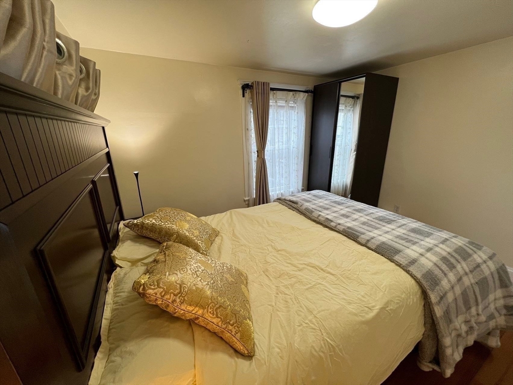 292 Billings Road Quincy, MA 02170 - Photo 11 of 20