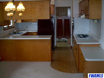 321 West 900th Street North Decatur, IN 46733 - Photo 5 of 10