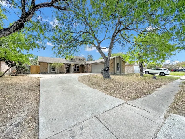 $289,900 | 4605 Greensboro Drive, Corpus Christi, TX 78413