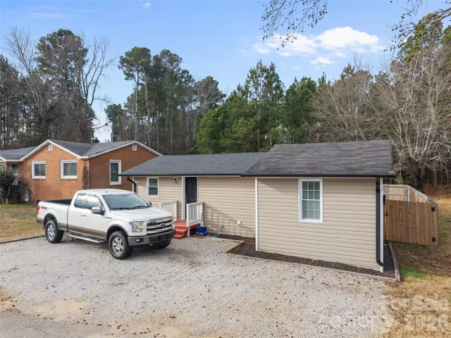 $170,000 | 319 Arnold Street, Pageland, SC 29728