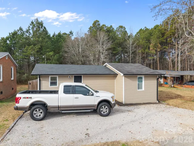 $170,000 | 319 Arnold Street, Pageland, SC 29728