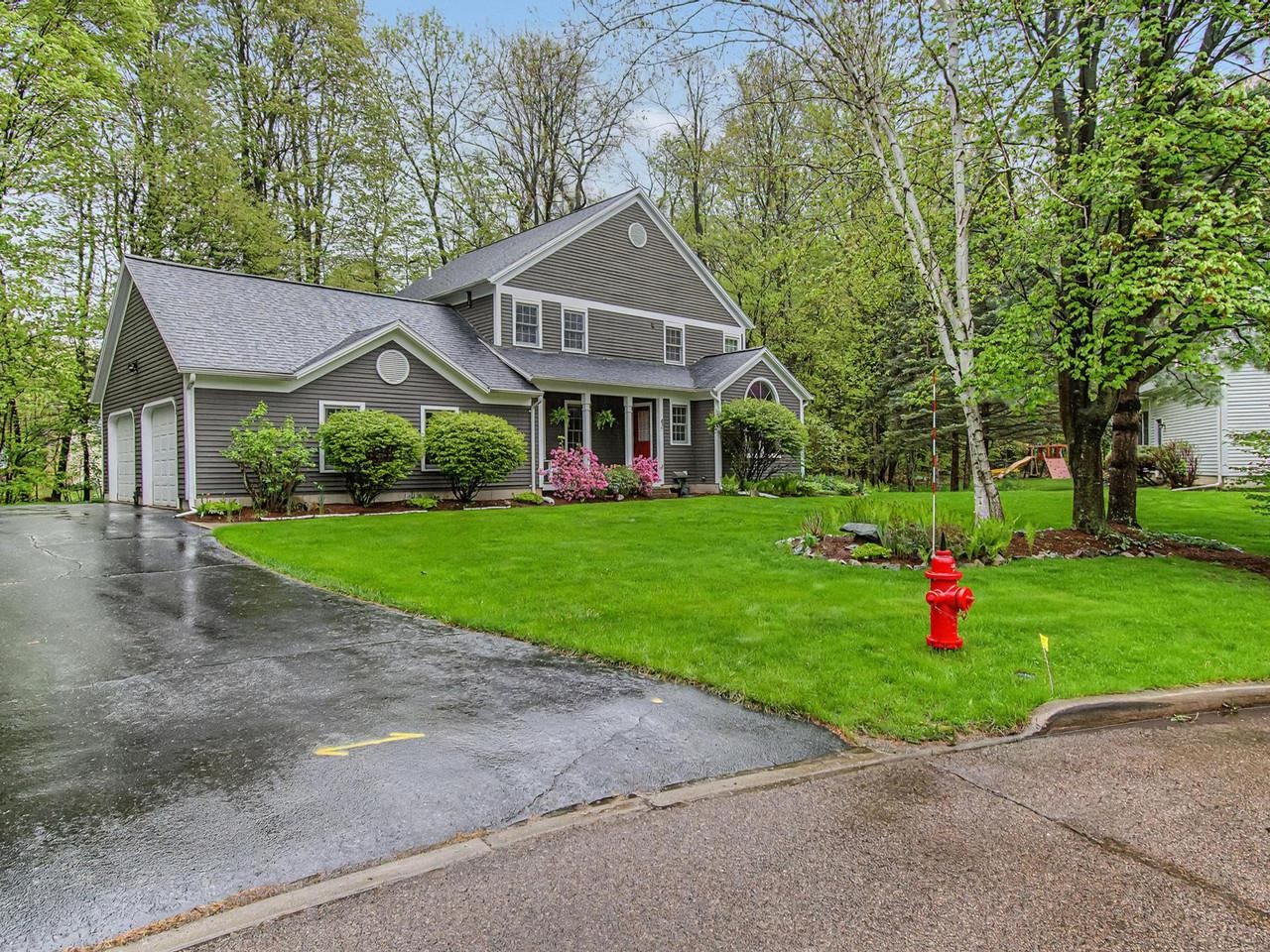 42 Cardinal Way Shelburne, VT 05482 - Photo 25 of 29