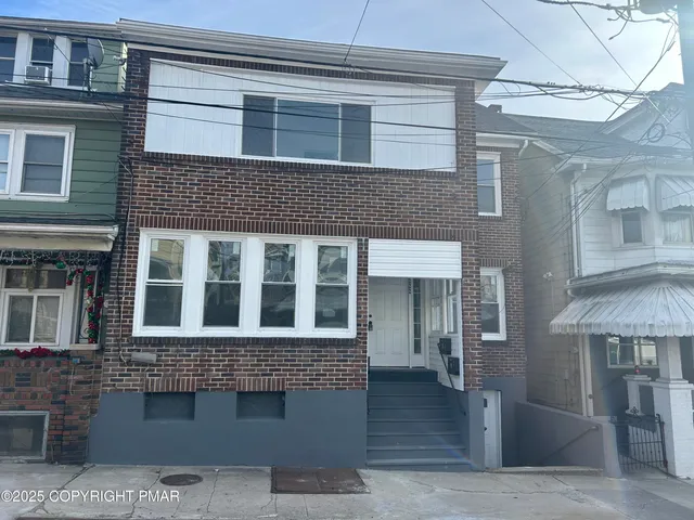 $1,375 | 222 West Patterson Street, Unit 1, Lansford, PA 18232