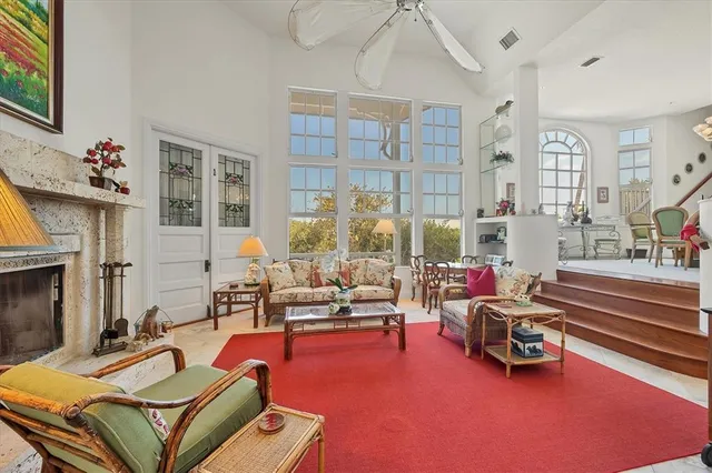 $6,500,000 | 1660 16th Street East, Boca Grande, FL 33921