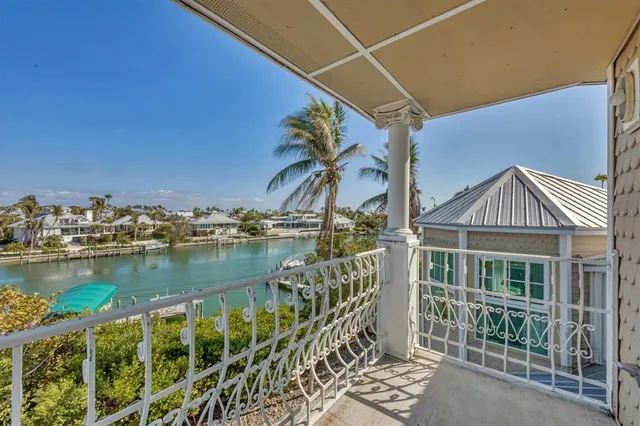 $6,500,000 | 1660 16th Street East, Boca Grande, FL 33921