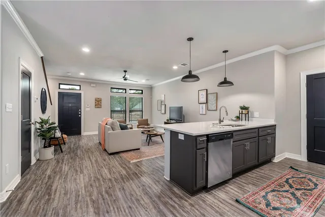 $4,500 | 705 Turner Street, College Station, TX 77840