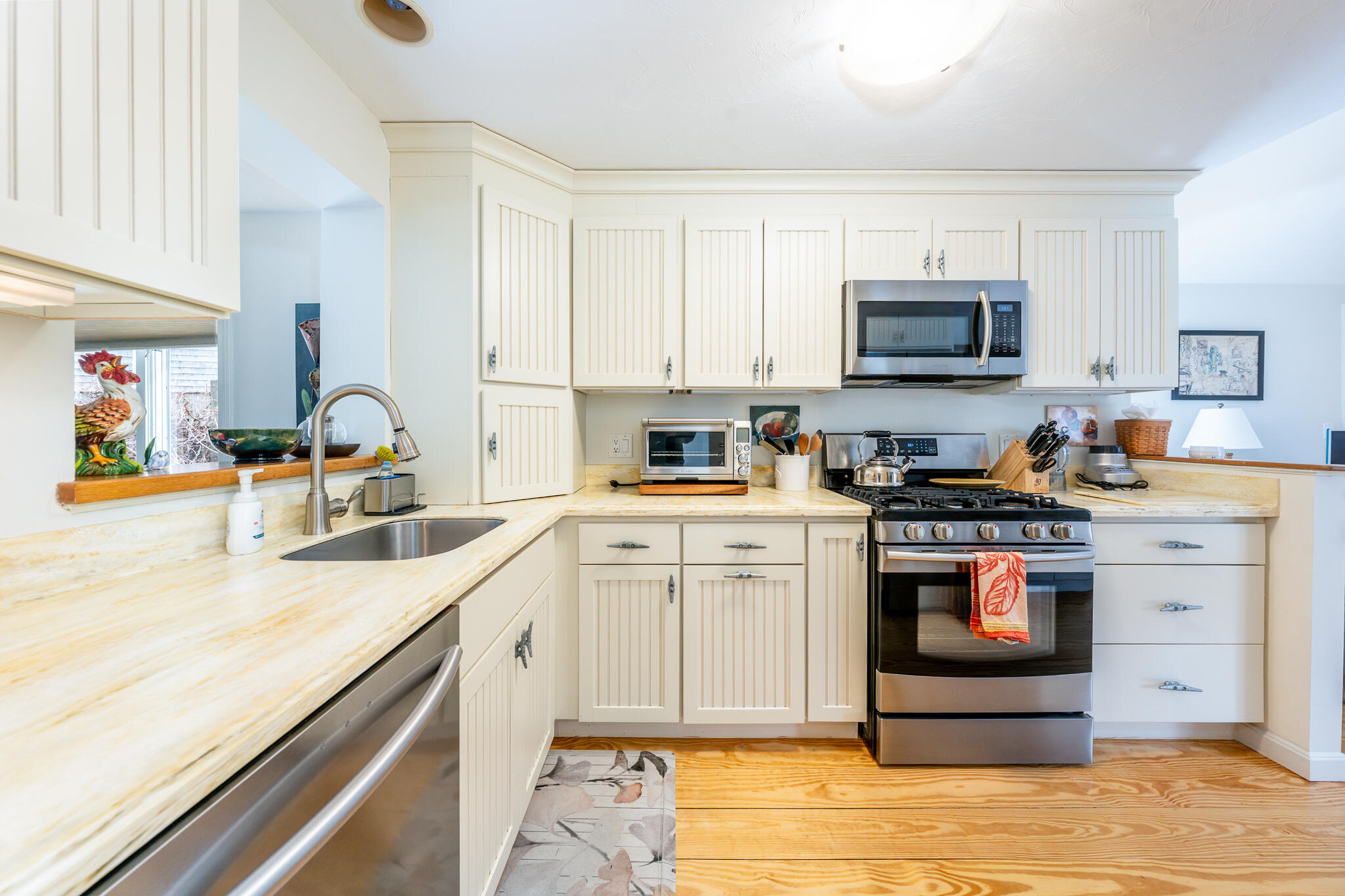 8 Forest Gate, Unit 8 Yarmouth Port, MA 02675 - Photo 11 of 49 kitchen7