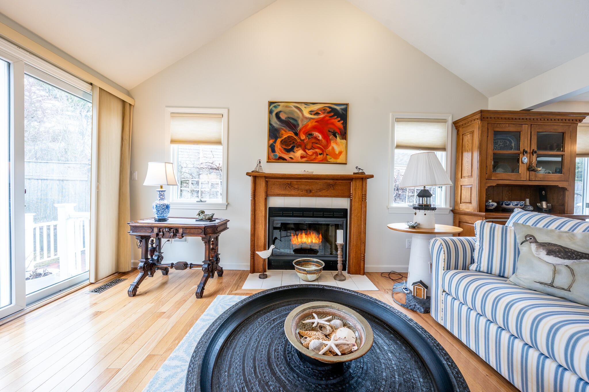 8 Forest Gate, Unit 8 Yarmouth Port, MA 02675 - Photo 2 of 49 livroom2