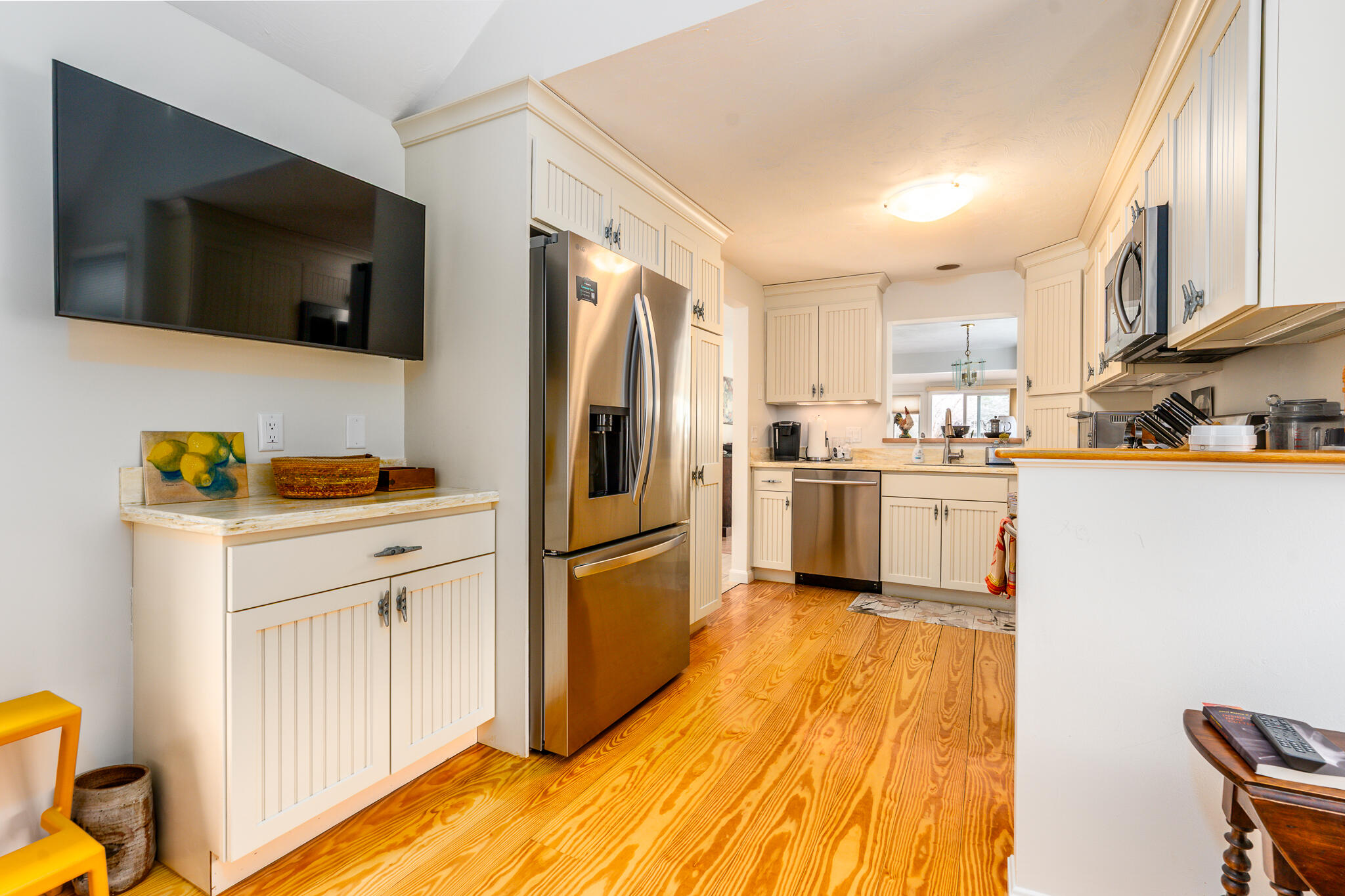 8 Forest Gate, Unit 8 Yarmouth Port, MA 02675 - Photo 9 of 49 kitchen5