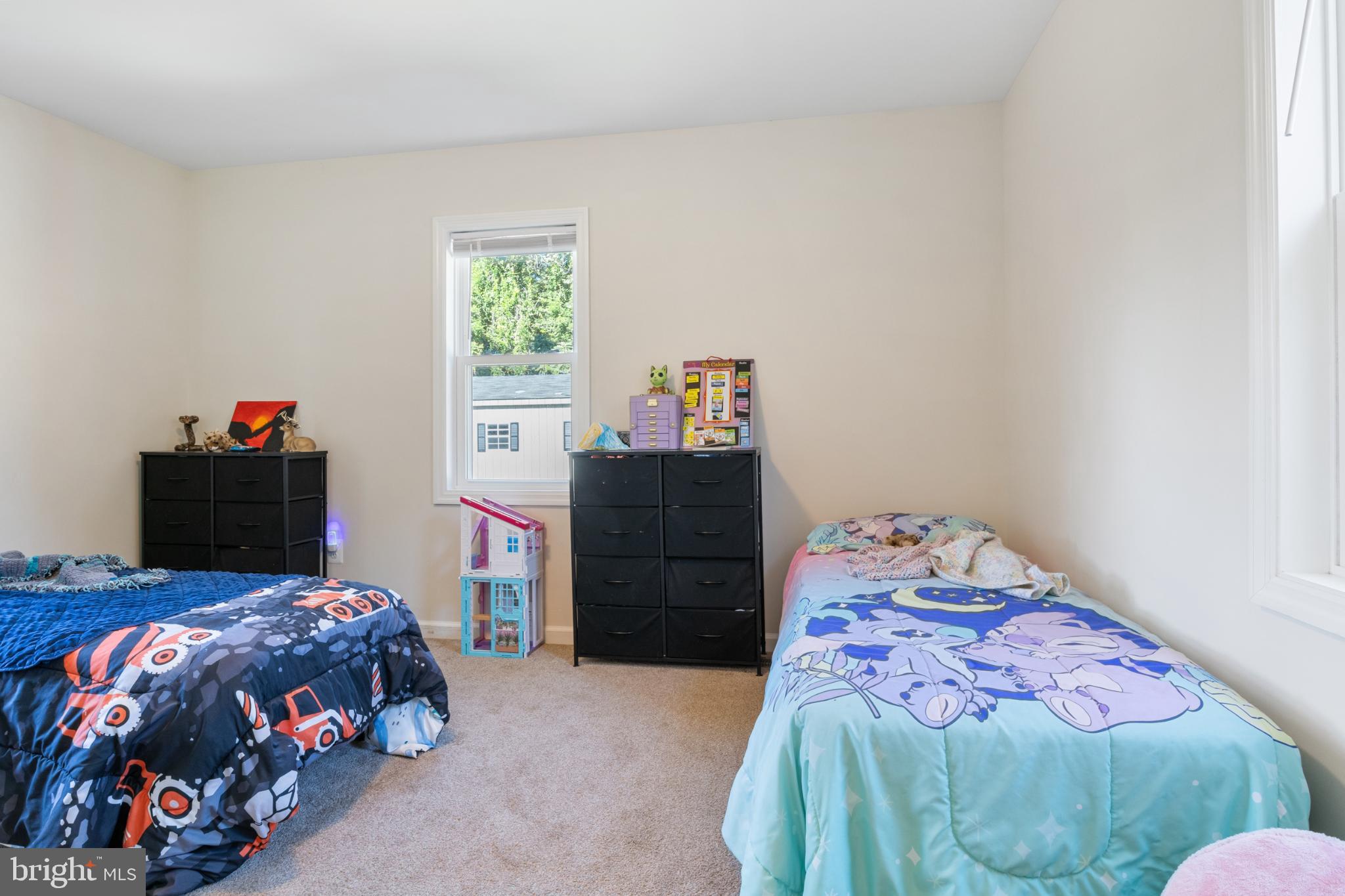 575 Cassel Road Manchester, PA 17345 - Photo 14 of 33 Bright and inviting children's bedroom space.