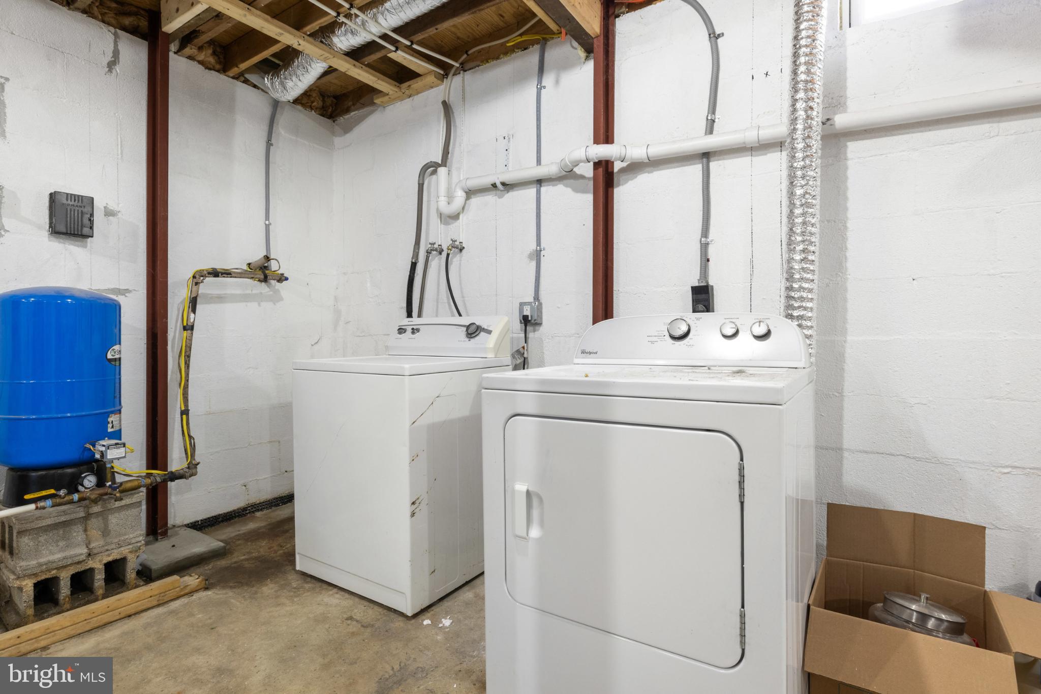 575 Cassel Road Manchester, PA 17345 - Photo 21 of 33 Functional laundry space with essential applian...