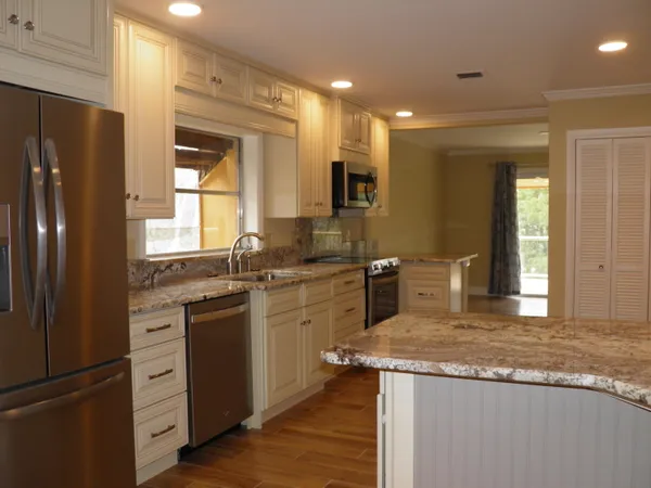 $1,895 | 632 Gap Creek Drive, Unit UPPER LEVEL ), Fort Walton Beach, FL 32548