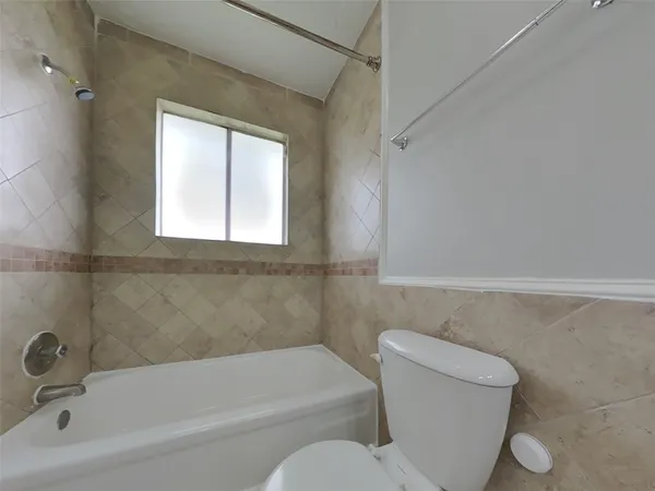 $1,609 | 19910 Faye Oaks Drive, Humble, TX 77346