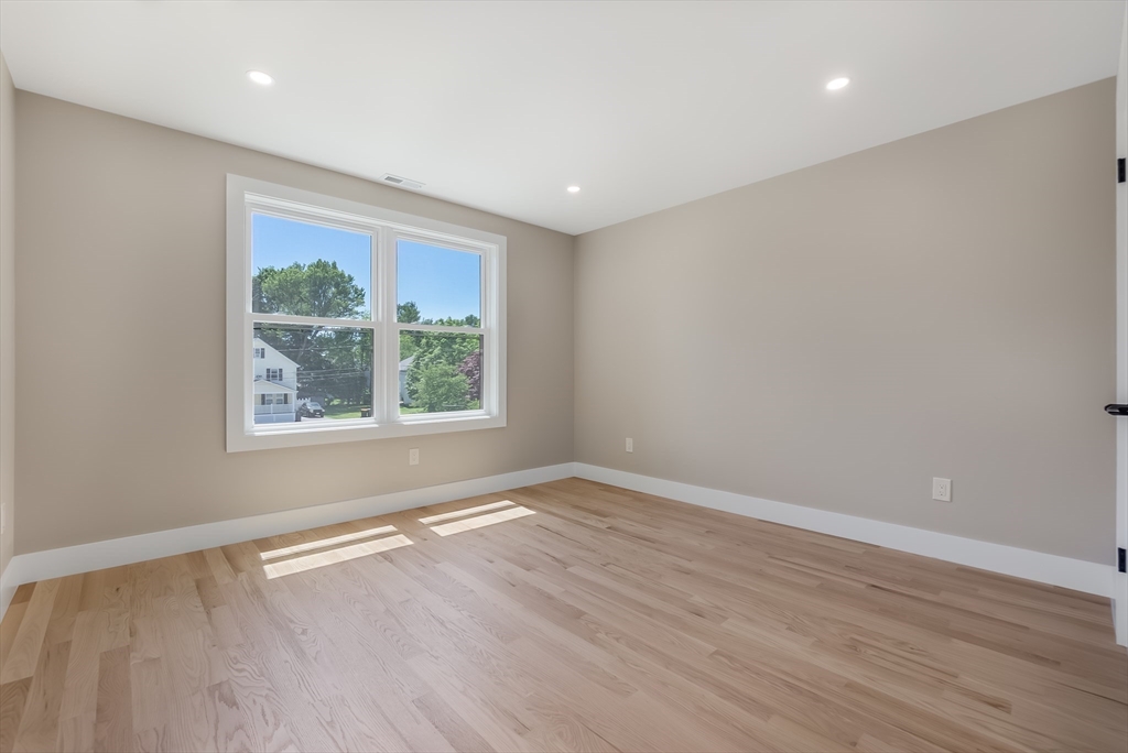 15 Foss Road, Unit A Framingham, MA 01702 - Photo 24 of 36