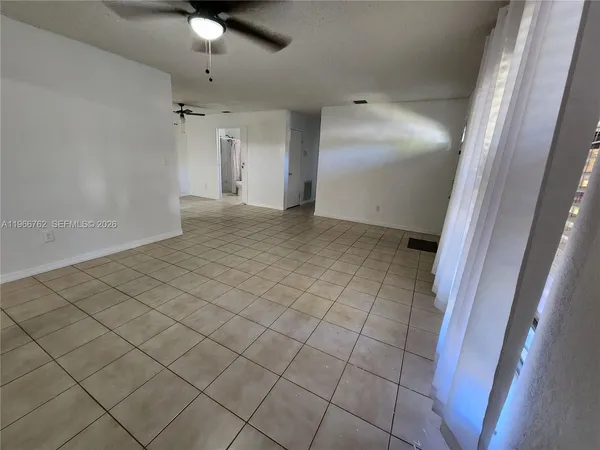 $2,500 | 16311 Southwest 102nd Place, Unit A, Miami, FL 33157