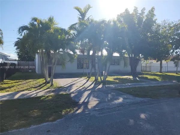 $2,500 | 16311 Southwest 102nd Place, Unit A, Miami, FL 33157