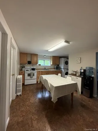 $2,550 | 57 Hall Avenue, Unit 2, New City, NY 10956