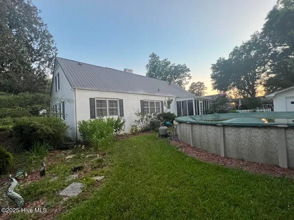 $289,000 | 313 East 1st Avenue, Chadbourn, NC 28431