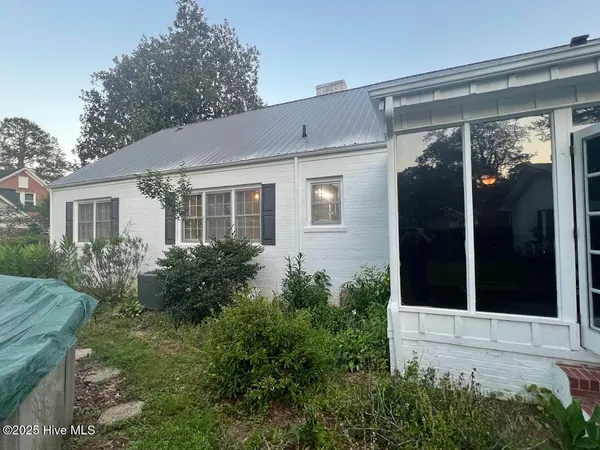 $289,000 | 313 East 1st Avenue, Chadbourn, NC 28431