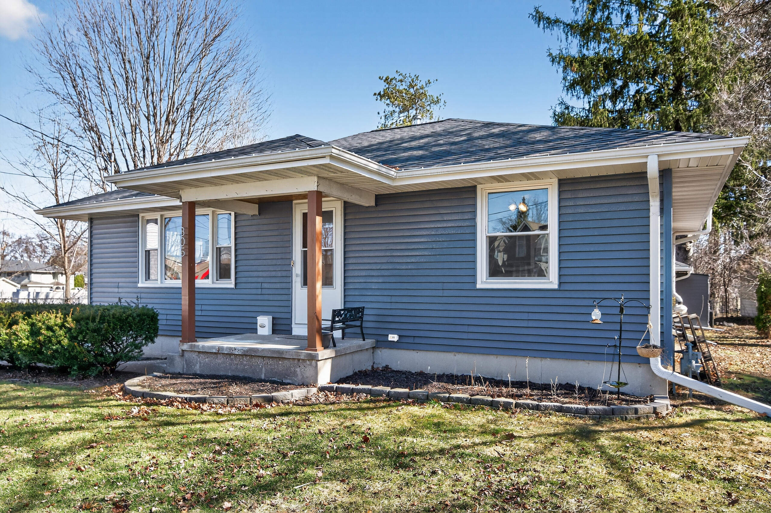 305 South Concord Road Oconomowoc, WI 53066 - Photo 29 of 31 Front