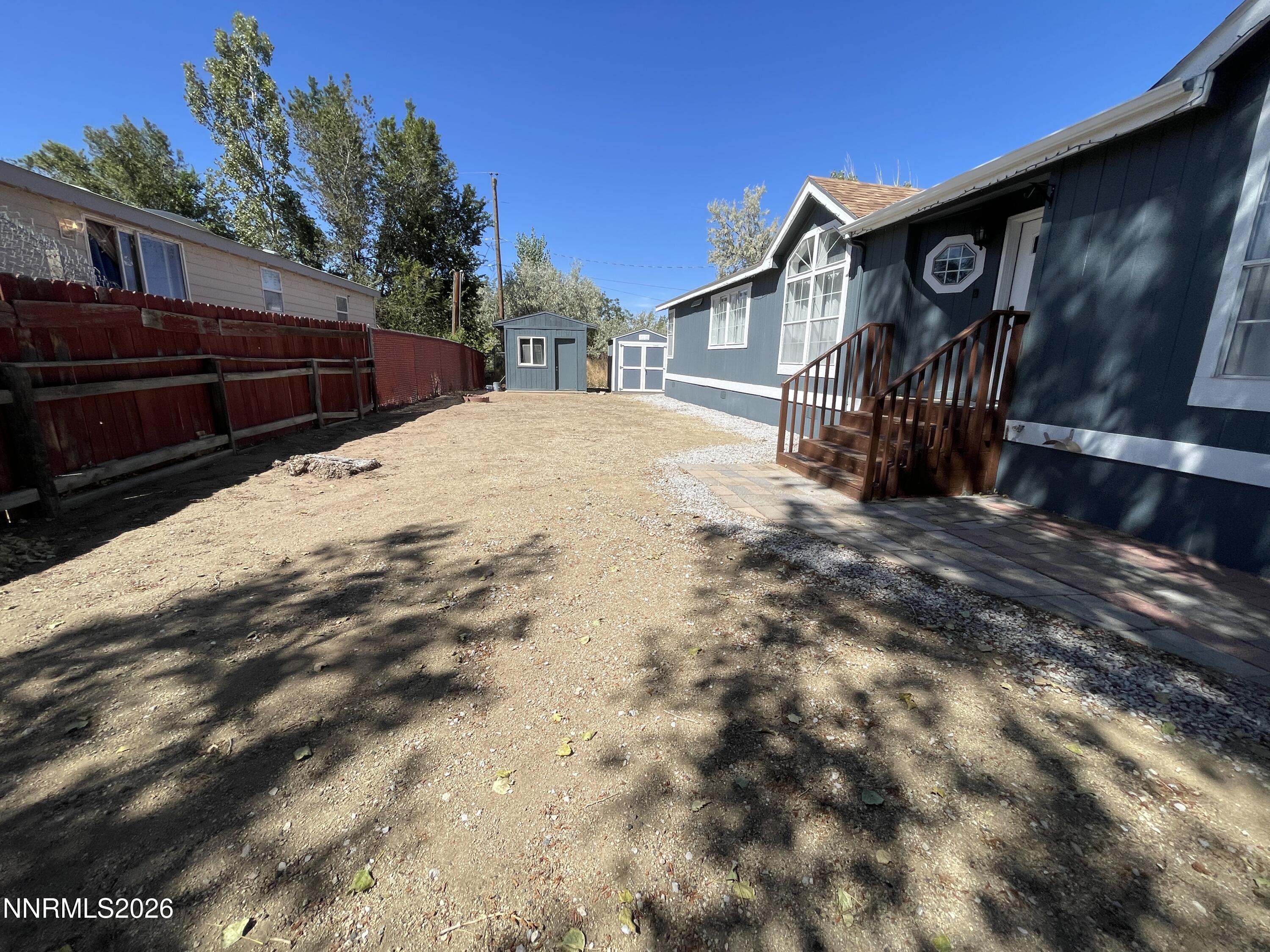 483 West Patrician Drive Reno, NV 89506 - Photo 8 of 43 Side Yard_Front side of house
