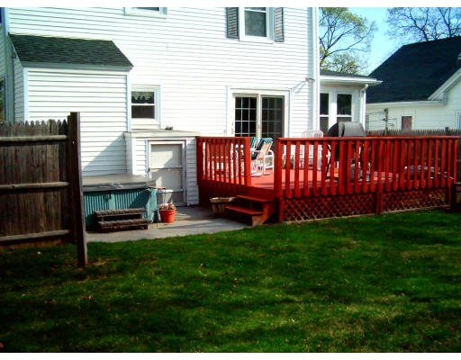 14 Lenox Road Peabody, MA 01960 - Photo 5 of 6 Gallery Image 5
