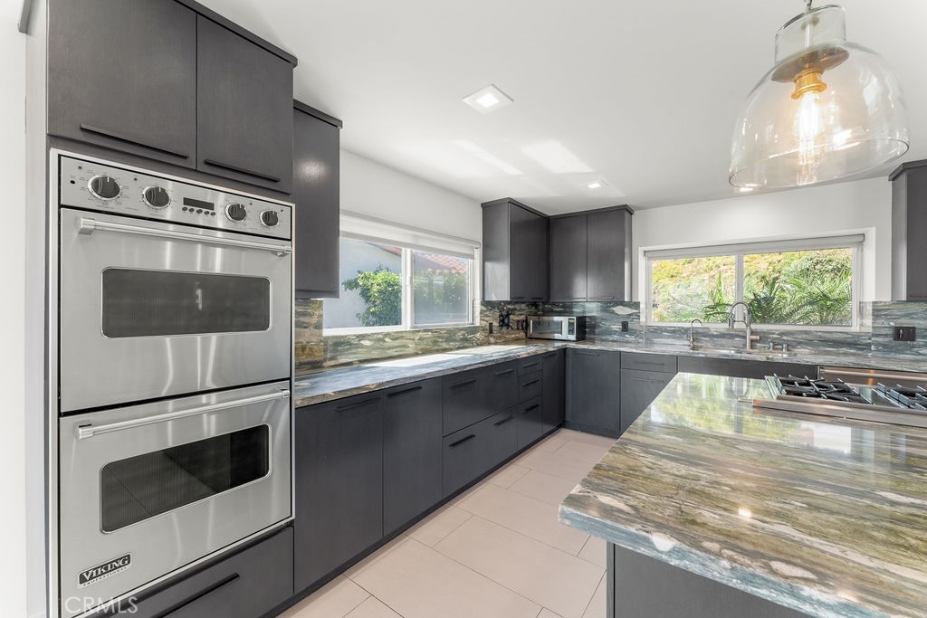 900 Cavanagh Road Glendale, CA 91207 - Photo 17 of 75 Gallery Image 17