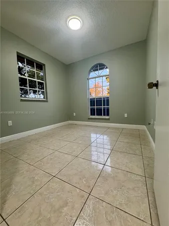 $2,700 | 601 Northwest 97th Street, Unit 601, Miami, FL 33150