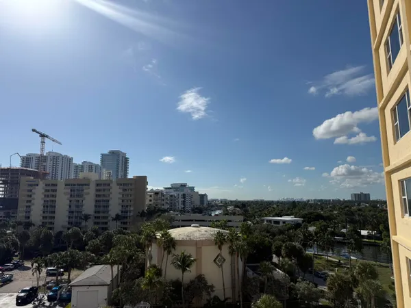 $385,000 | 1200 Hibiscus Avenue, Unit 806, Pompano Beach, FL 33062
