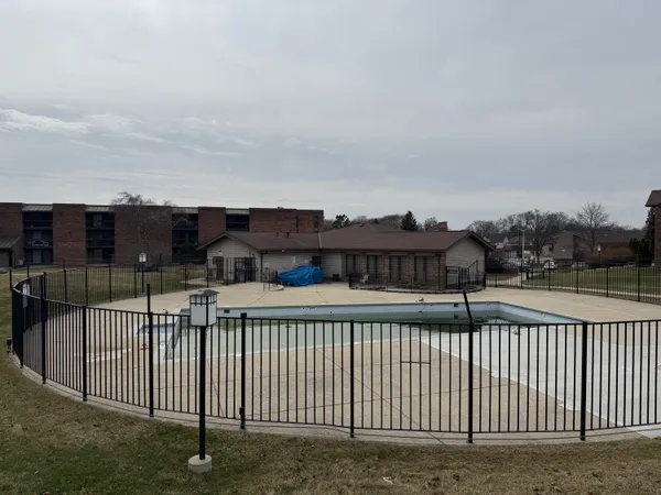 $89,000 | 3749 North 88th Street, Unit 305, Milwaukee, WI 53222