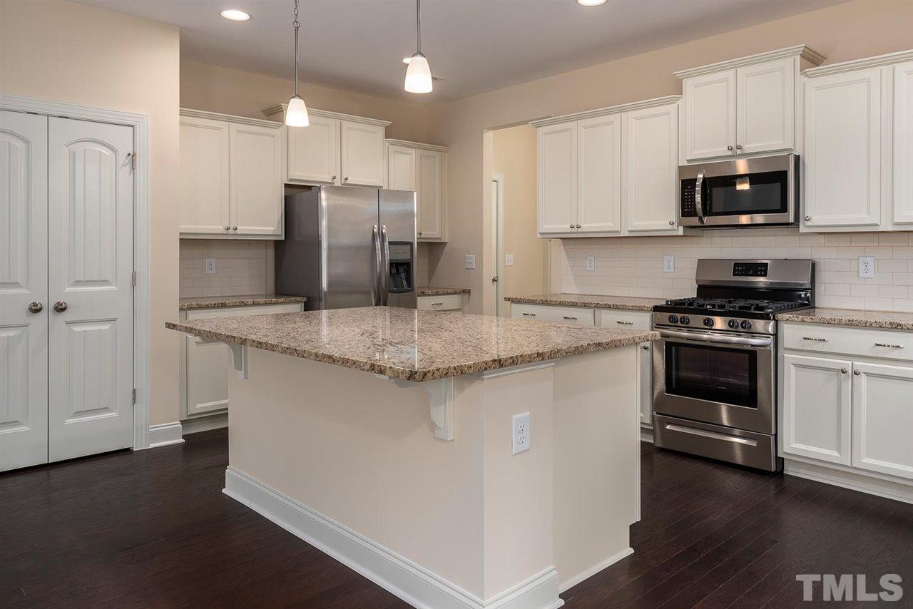 7212 Cornett Way Raleigh, NC 27604 - Photo 6 of 18