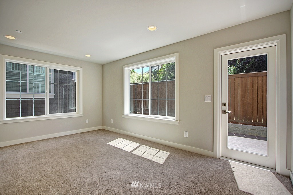 4604 186th Place Southeast, Unit A Bothell, WA 98012 - Photo 11 of 20 Gallery Image 11