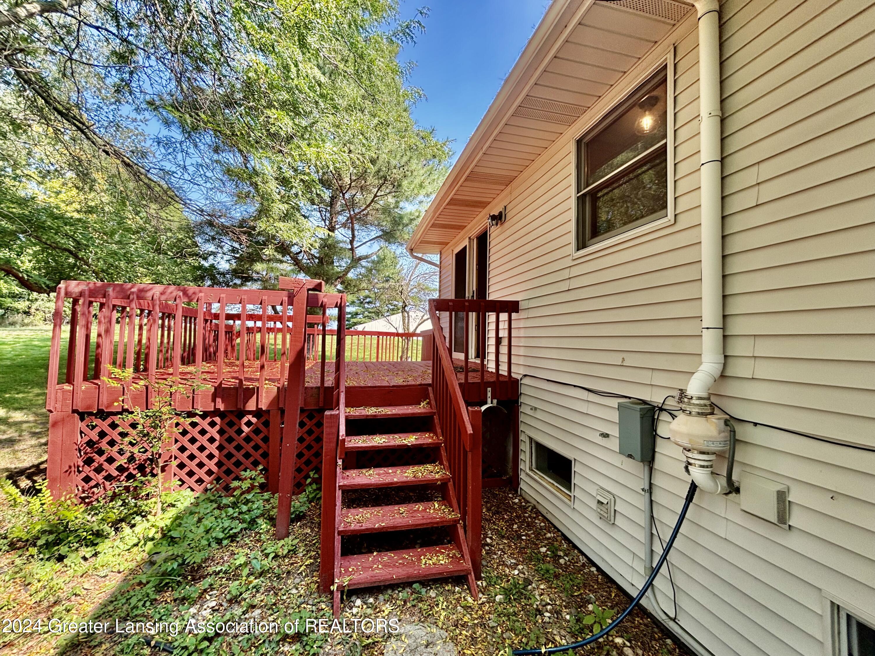 1361 North Stewart Road Charlotte, MI 48813 - Photo 27 of 78 uuid=1ABFAEB0-4D0F-447E-8368-0152DC6B65C