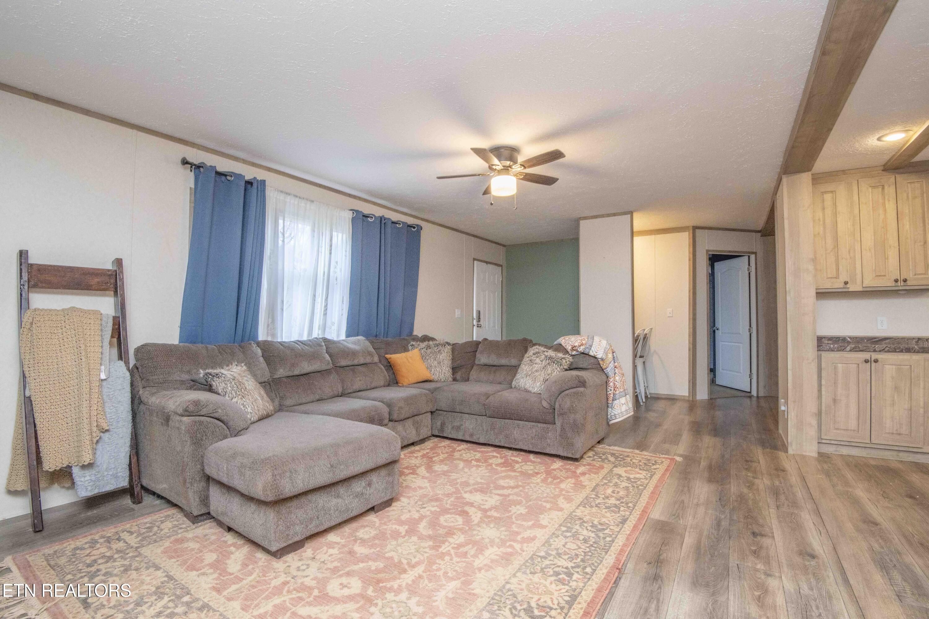 3941 Hackney Chapel Road Lenoir City, TN 37772 - Photo 17 of 40 living 5_1