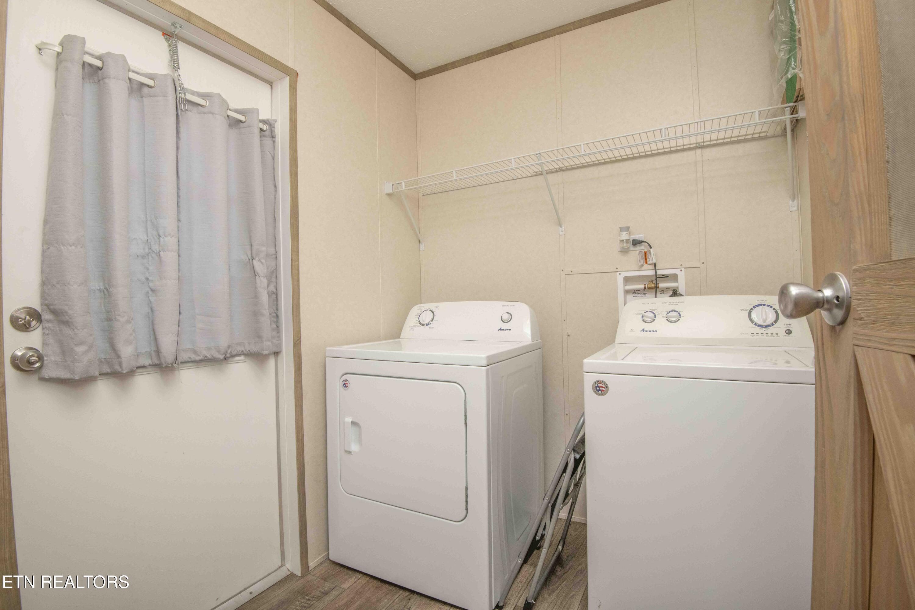 3941 Hackney Chapel Road Lenoir City, TN 37772 - Photo 9 of 40 laundry_1