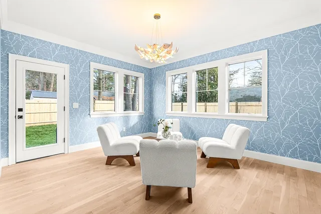 $3,480,000 | 8 Oakdale Avenue, Wellesley, MA 02482