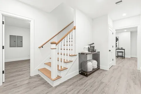 $3,350,000 | 8 Oakdale Avenue, Wellesley, MA 02482