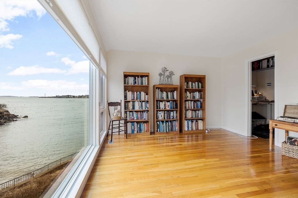 36 Wharf Path, Unit 36 Marblehead, MA 01945 - Photo 15 of 24 Gallery Image 15