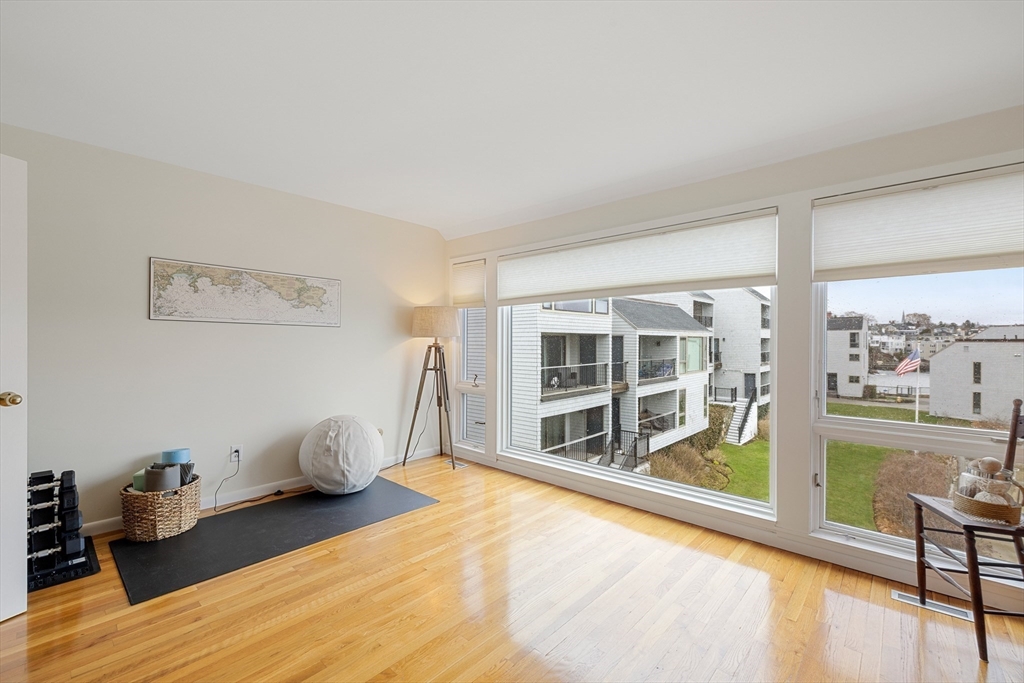 36 Wharf Path, Unit 36 Marblehead, MA 01945 - Photo 16 of 24 Gallery Image 16