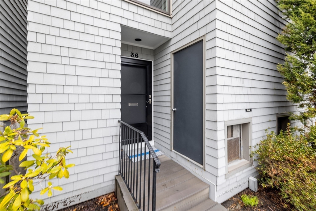 36 Wharf Path, Unit 36 Marblehead, MA 01945 - Photo 2 of 24 Gallery Image 2