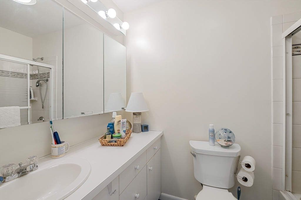 36 Wharf Path, Unit 36 Marblehead, MA 01945 - Photo 22 of 24 Gallery Image 22