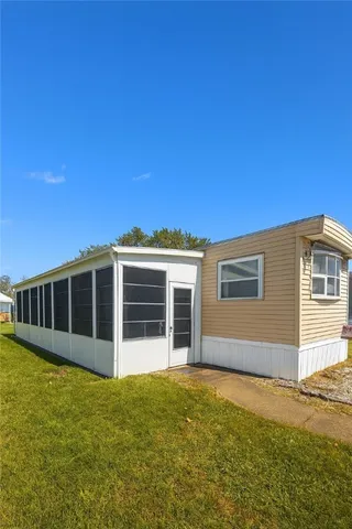 $79,900 | 242 Manton Street, Pawtucket, RI 02861