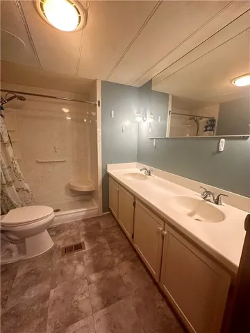 $79,900 | 242 Manton Street, Pawtucket, RI 02861