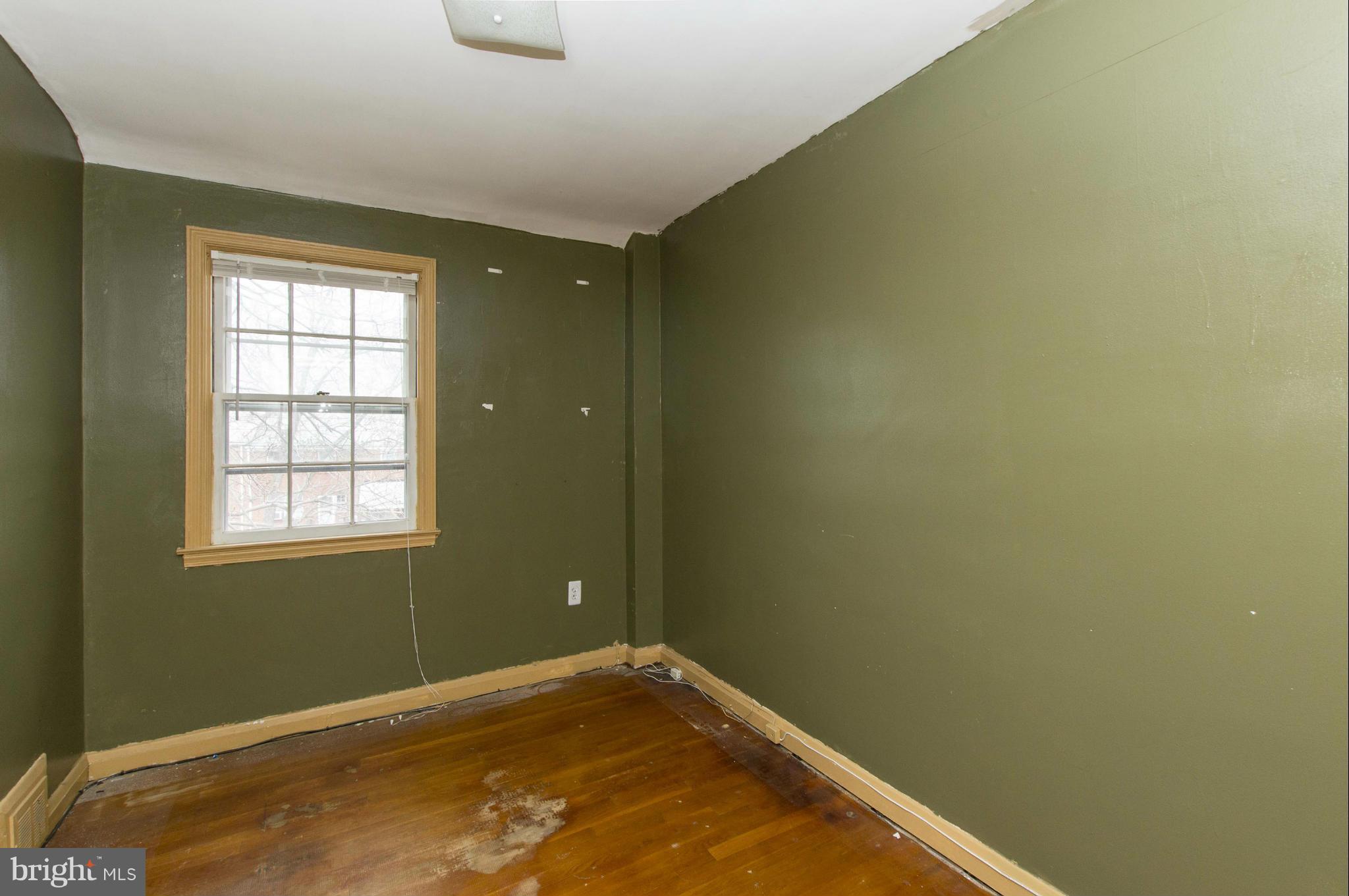 1254 Cedarcroft Road Baltimore, MD 21239 - Photo 19 of 30 a view of empty room with window