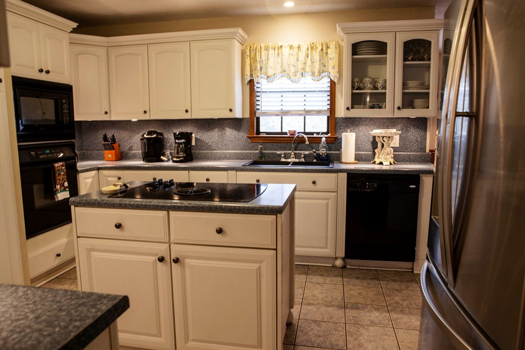 3046 Ray Owens Road Appling, GA 30802 - Photo 14 of 38 KITCHEN