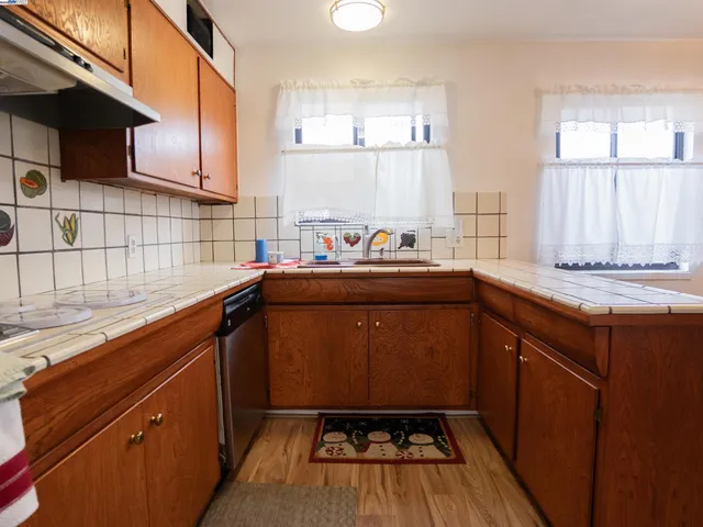 $1,049,000 | 231 St Catherine Drive, Daly City, CA 94015