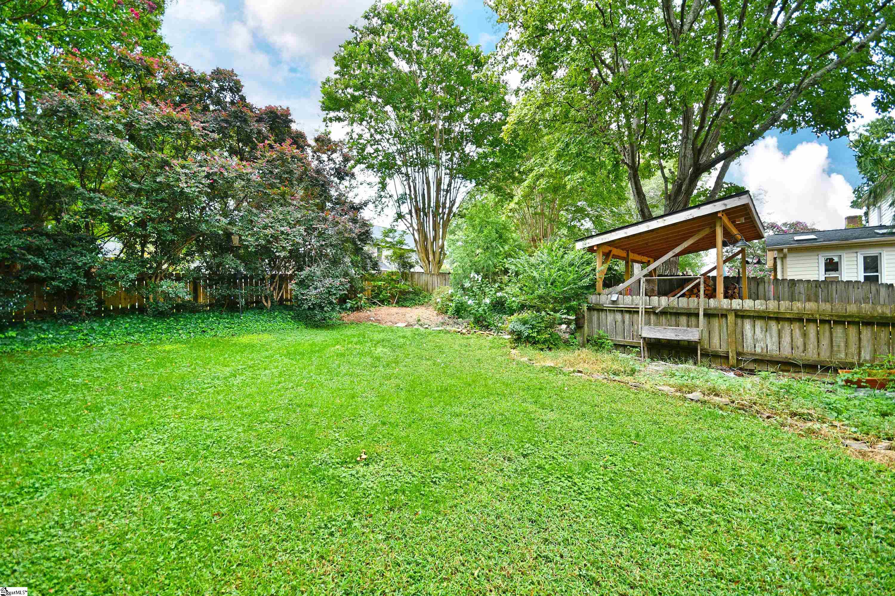 110 Forrester Creek Drive Greenville, SC 29607 - Photo 4 of 39