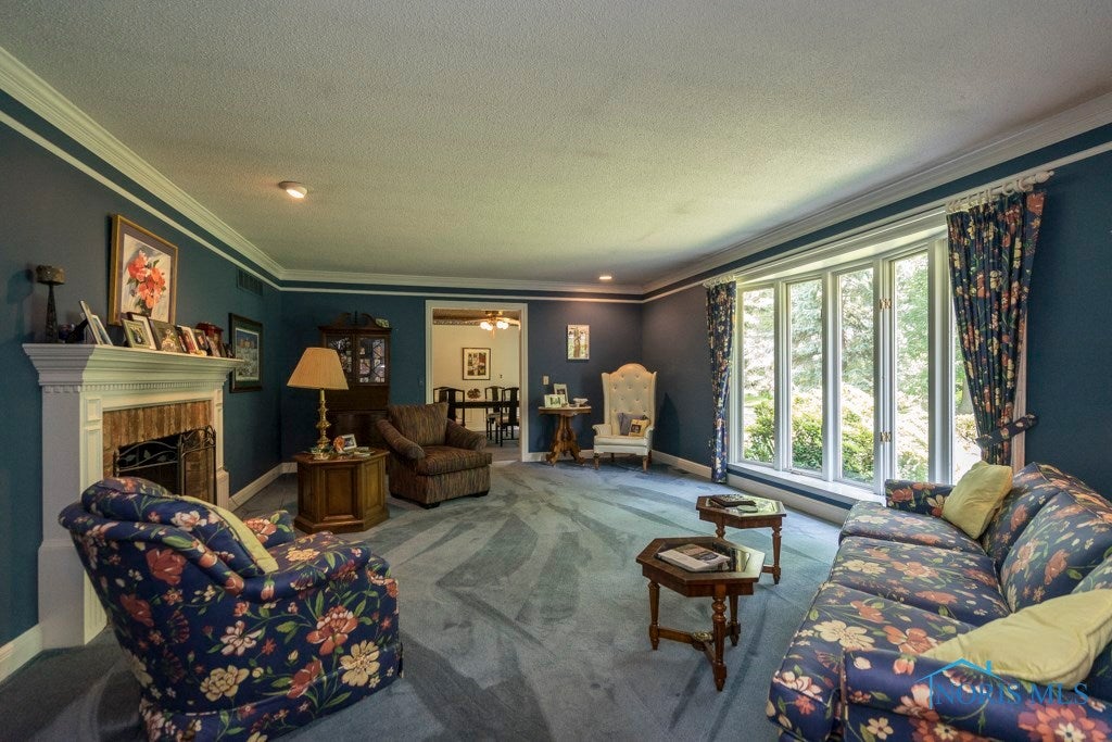 7341 Salisbury Road Maumee, OH 43537 - Photo 4 of 31 Gallery Image 4