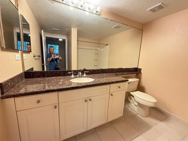$2,500 | 6942 West Sample Road, Unit 6942, Pompano Beach, FL 33063