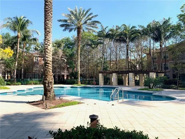 $2,500 | 6942 West Sample Road, Unit 6942, Pompano Beach, FL 33063